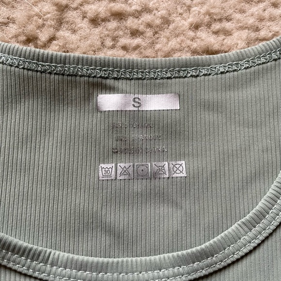 Bfitamazing Crop top - Picture 3 of 3